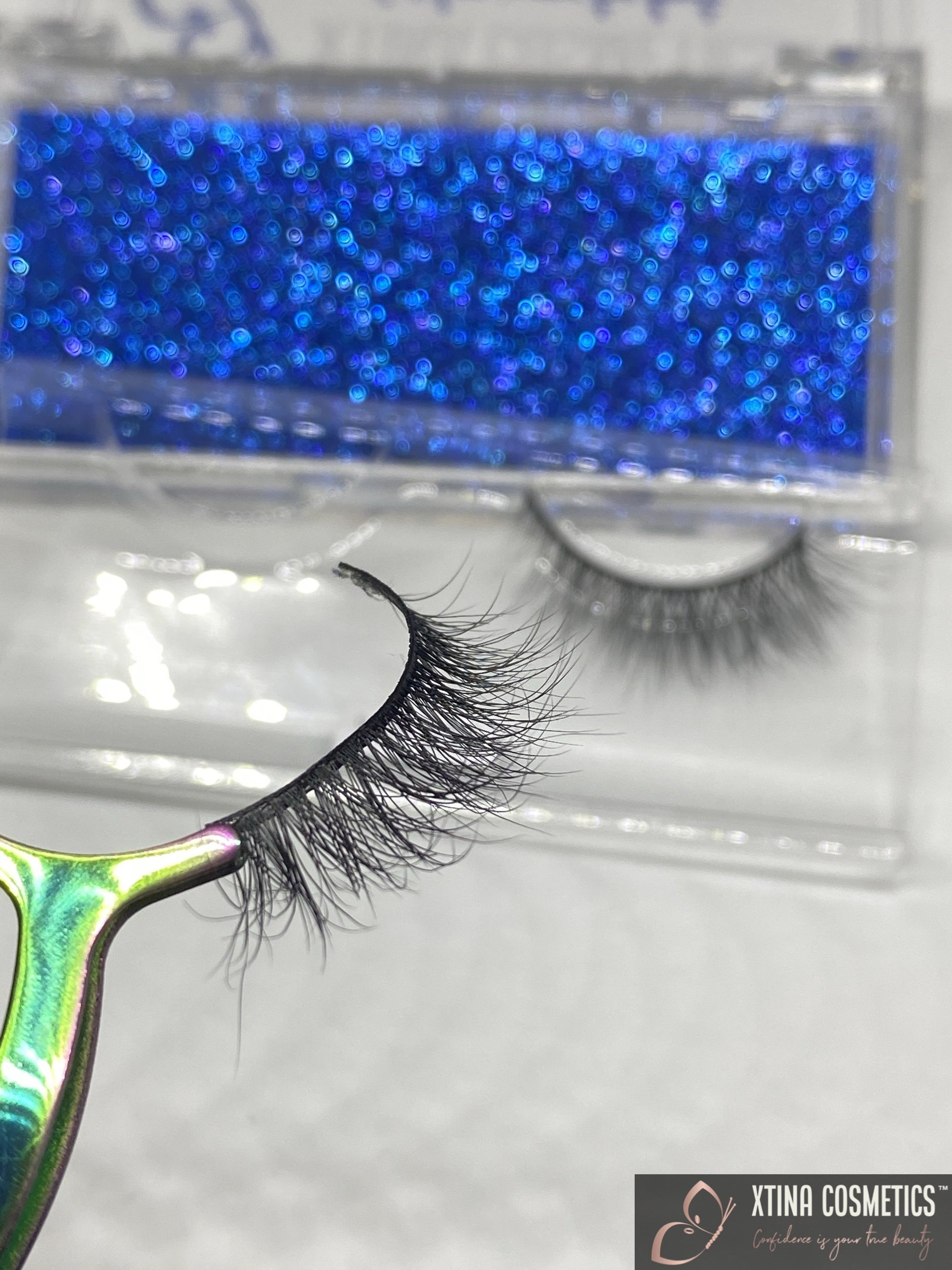 Arii Lash Xtina Cosmetics