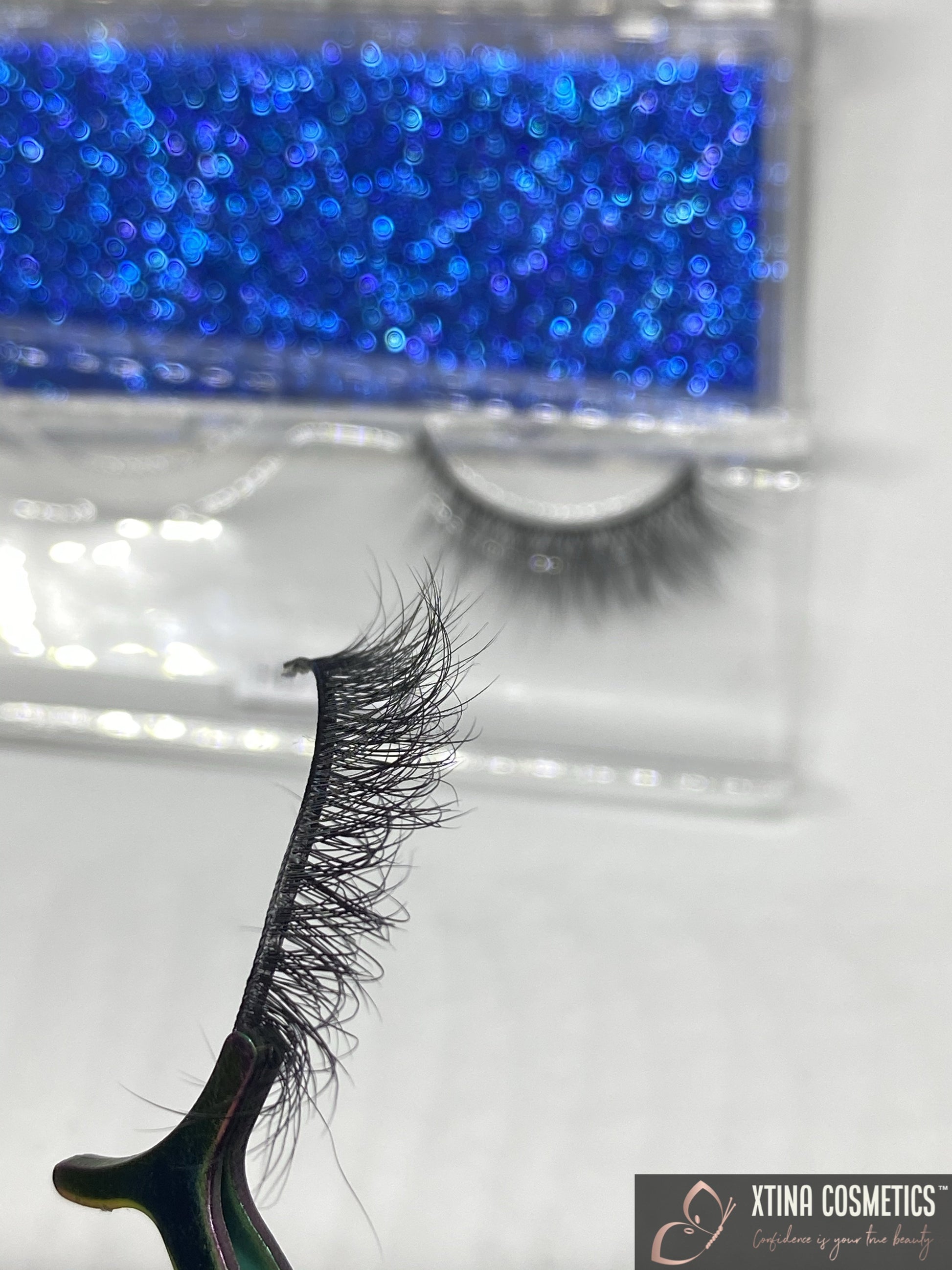Arii Lash Xtina Cosmetics