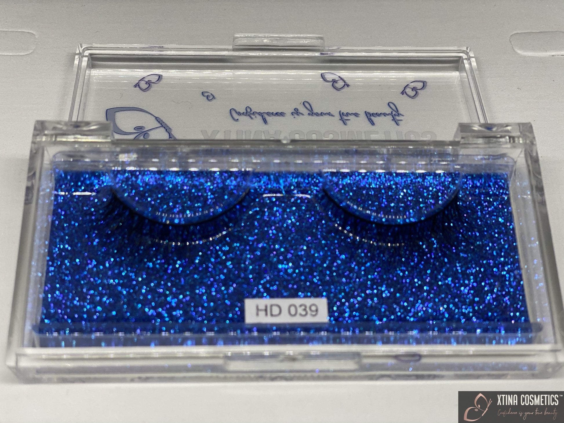 Arii Lash Xtina Cosmetics