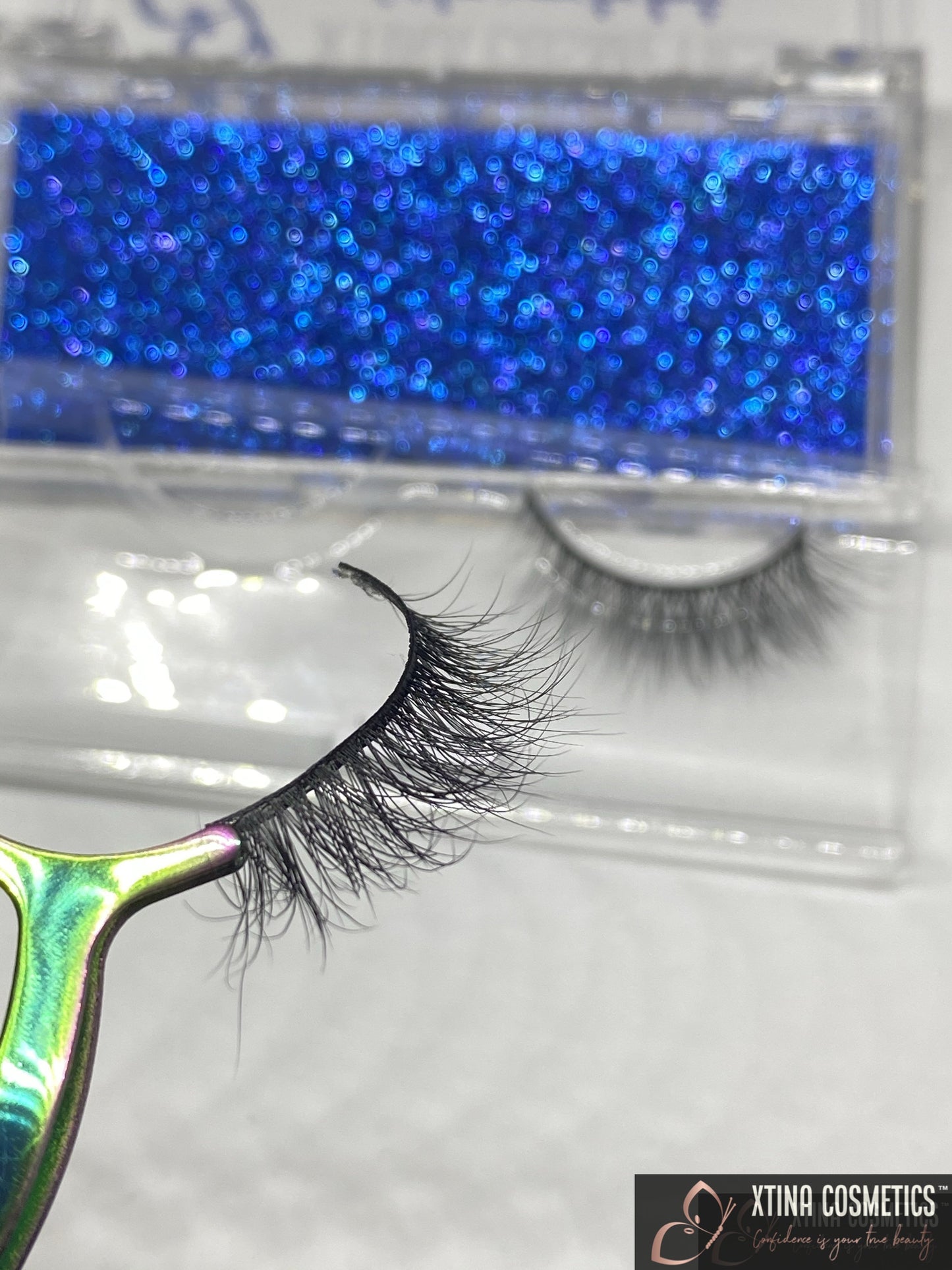 Arii Lash Xtina Cosmetics