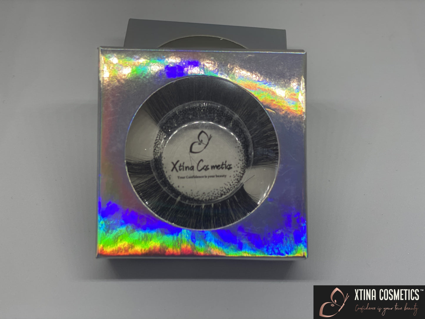 Laiza Lash Xtina Cosmetics