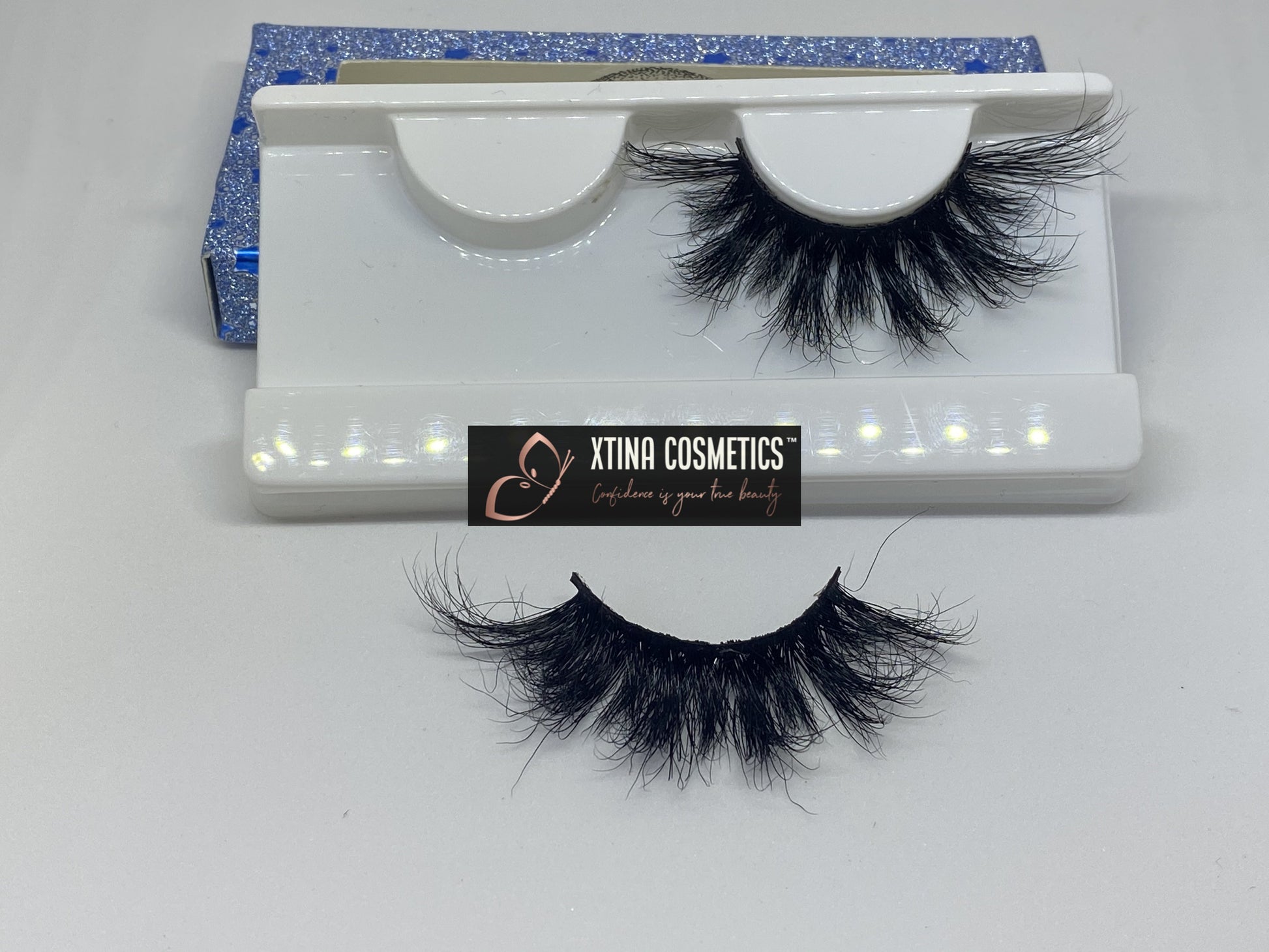 Tóxica Lash Xtina Cosmetics