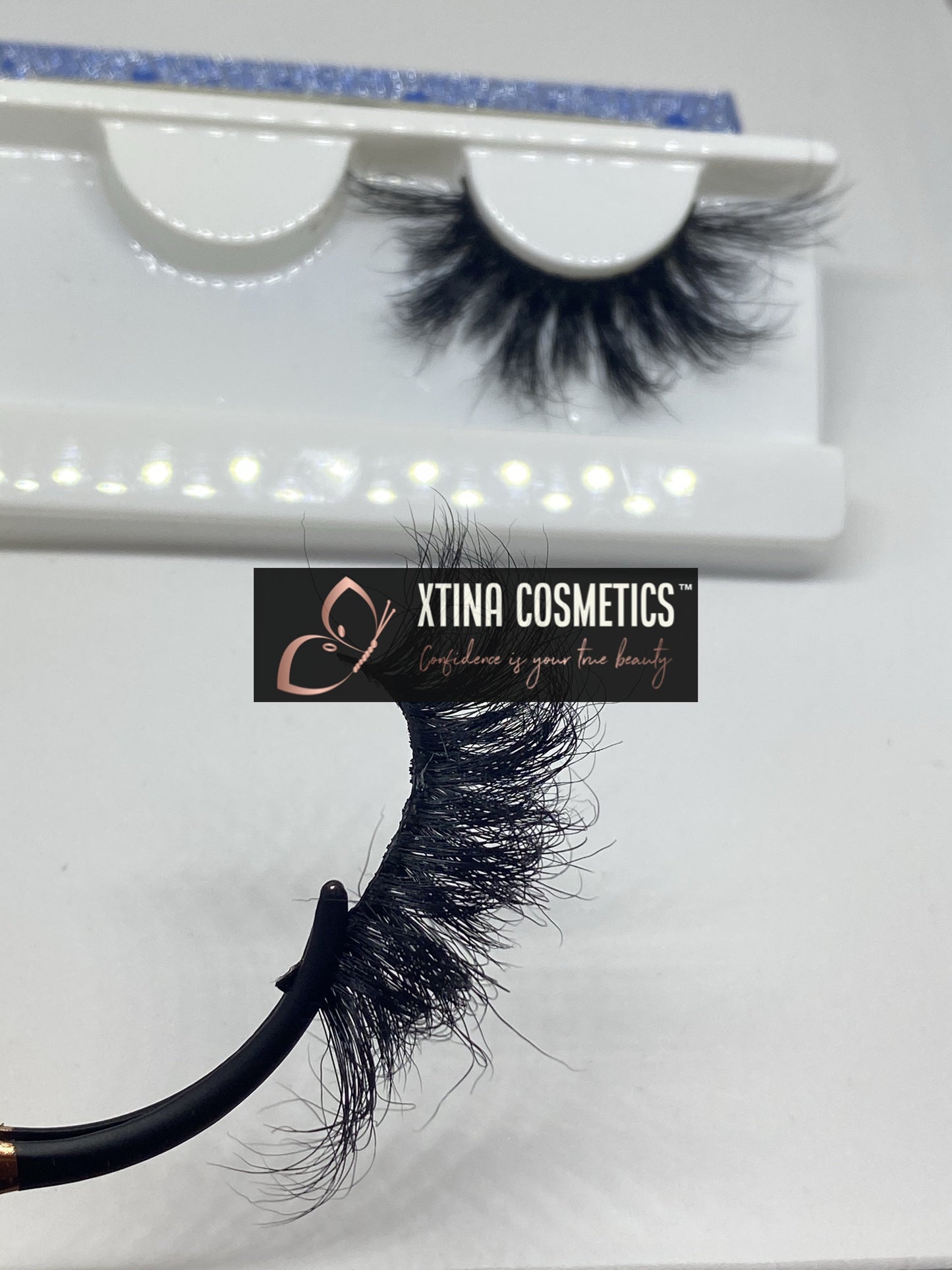 Tóxica Lash Xtina Cosmetics