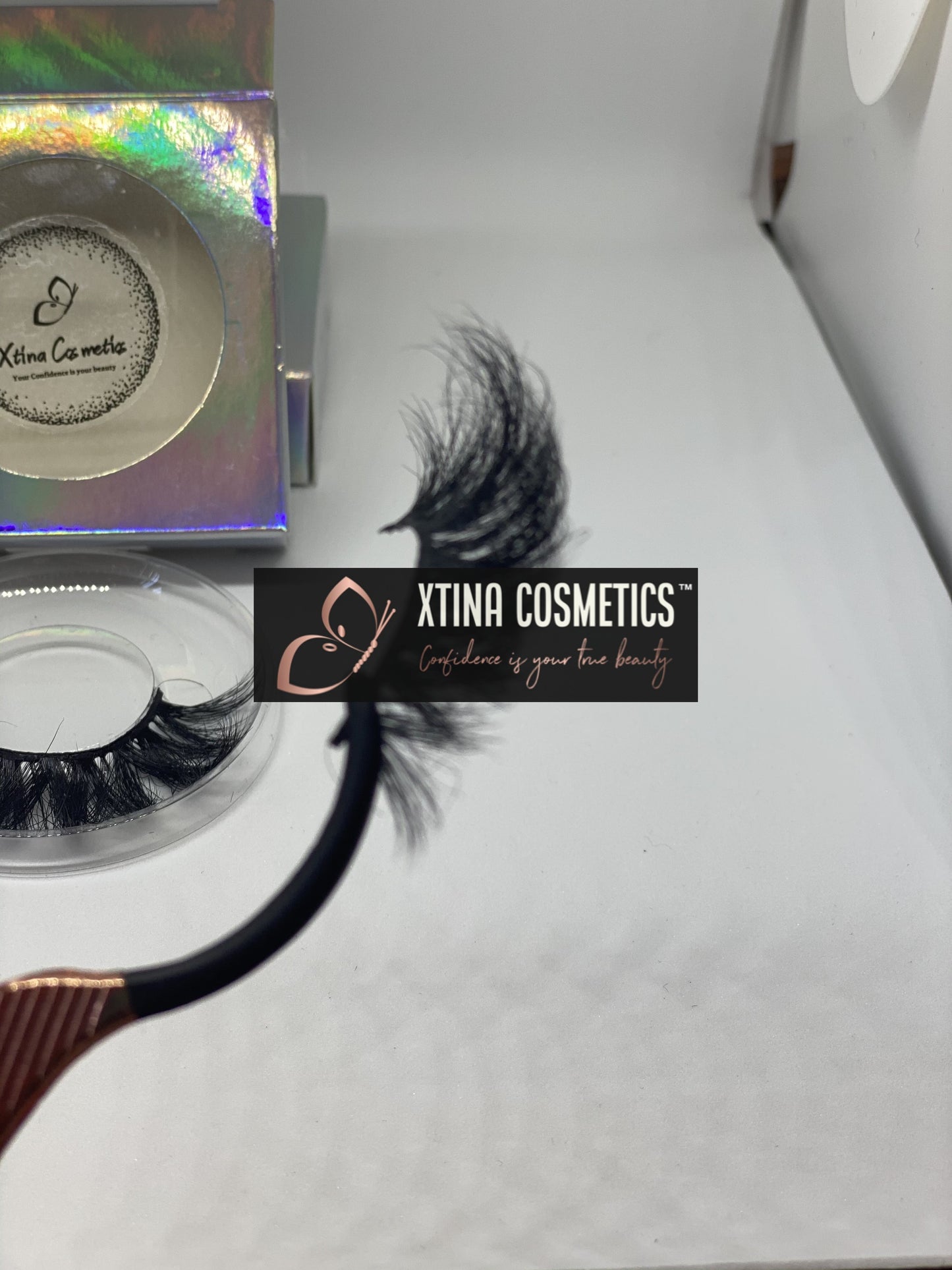 Yani Lash Xtina Cosmetics